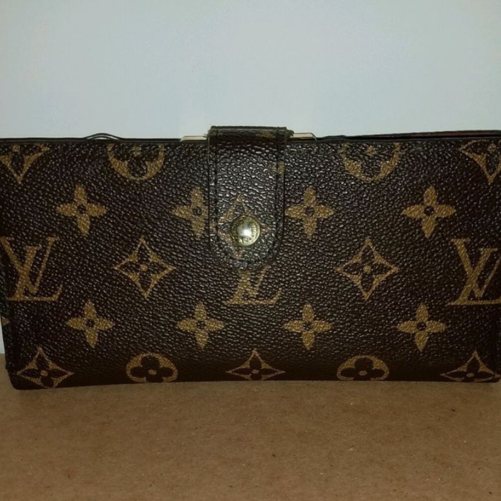 Louis Vuitton wallet - Picture 4 of 4
